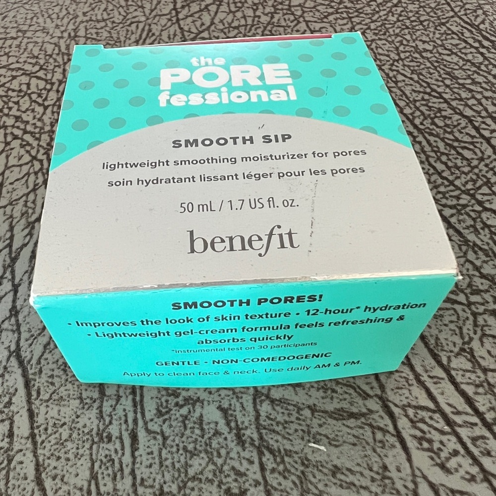 NEW Benefit The PoreFessional Smooth Sip moisturizer